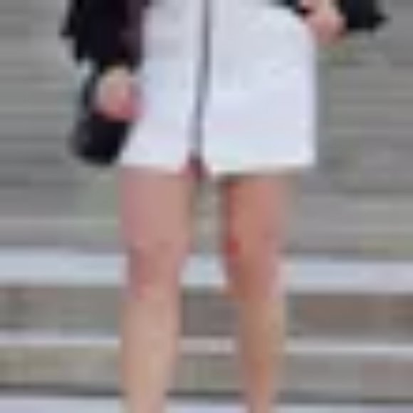 Topshop Zip Up White Geometric Textured Mini Skirt Size US 6 - Picture 13 of 14